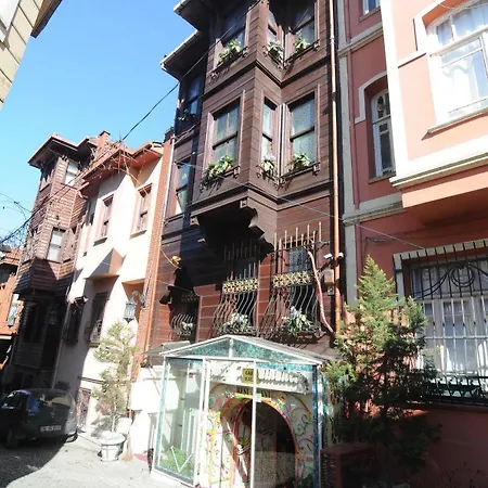 Golden Horn Hotel 3*